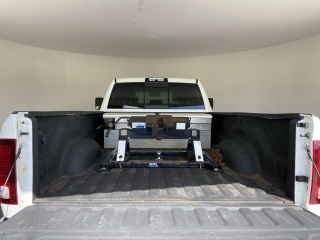 2018 RAM 2500 Laramie Crew Cab 4x4 8' Box